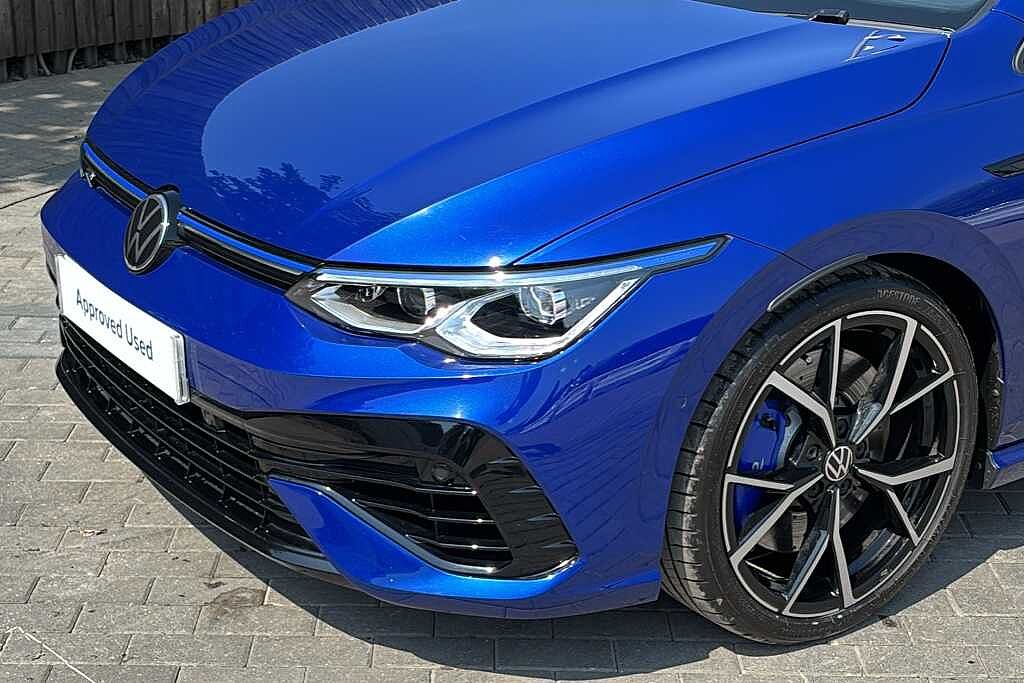 Volkswagen Golf R MK8 2.0 TSI 4Motion 320PS DSG 5 Dr